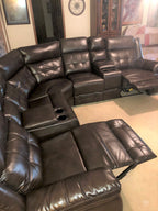 Jacob2 Espresso - Reclining Sectional **NEW ARRIVAL**