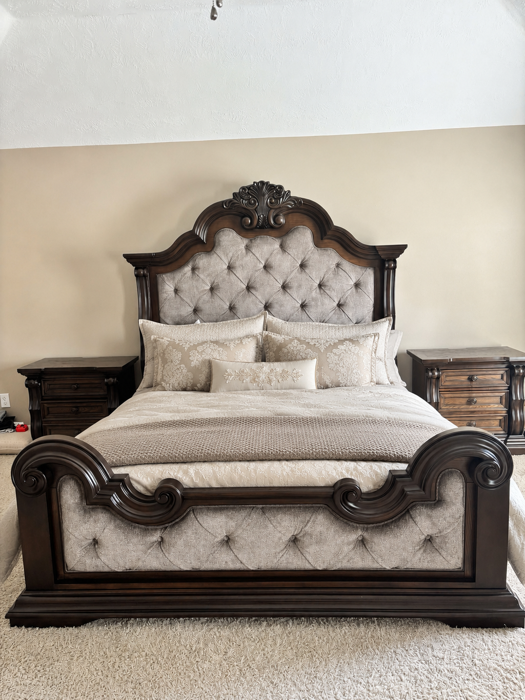 Ashley Maylee B947 - 5pc Bedroom Set - Queen, King **NEW ARRIVAL**