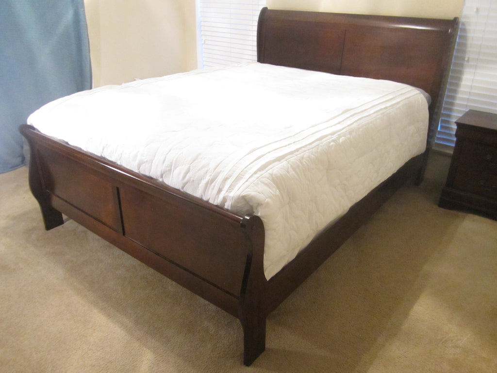 2147 Bedroom-Mayville Collection