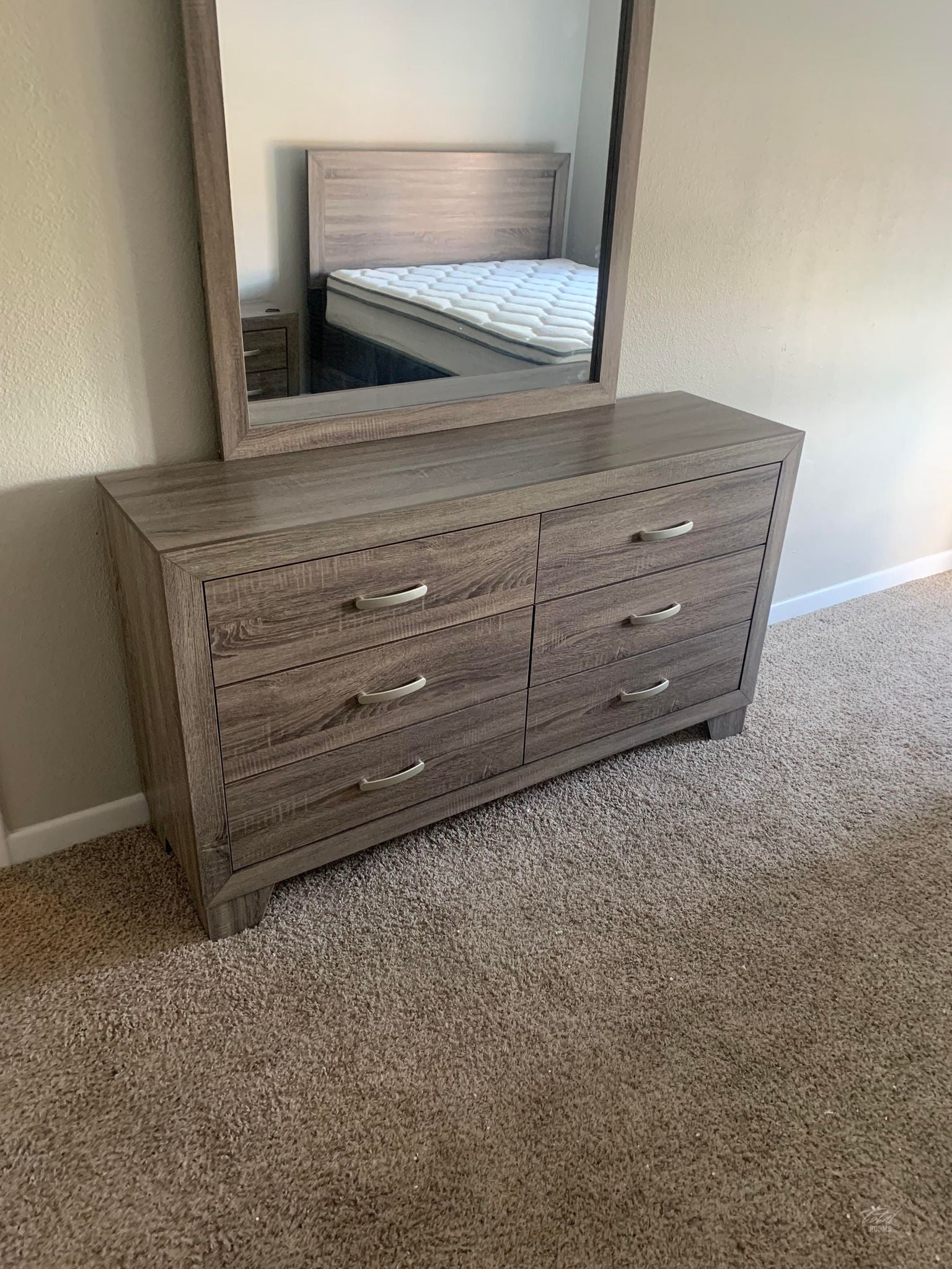 HH3600 - 5pc Bedroom Set - Queen, King