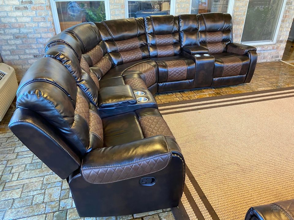 Two-tone Brown Reclining Sectional