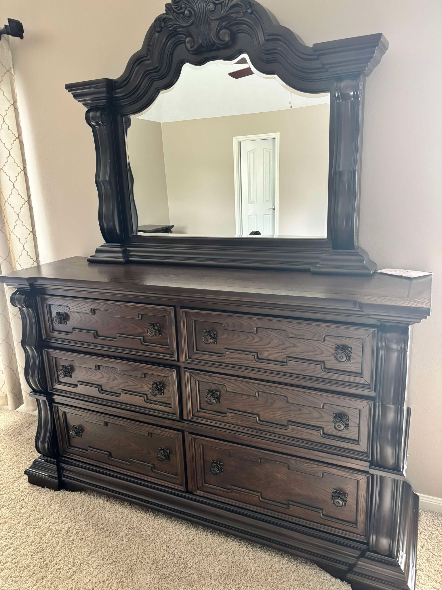 Ashley Maylee B947 - 5pc Bedroom Set - Queen, King **NEW ARRIVAL**