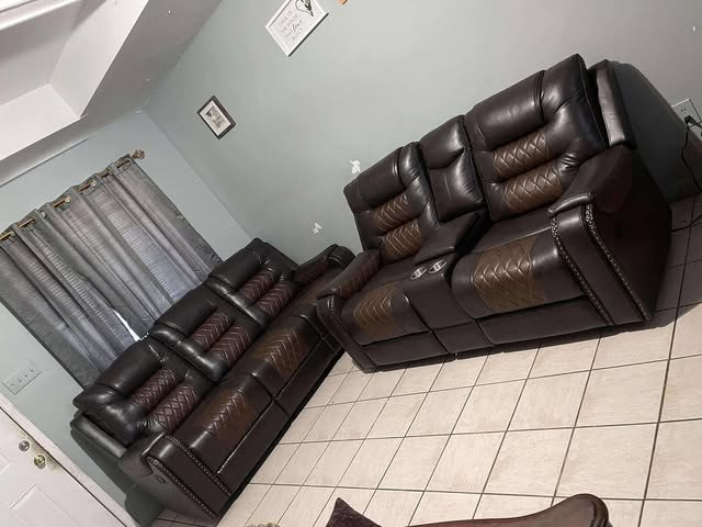 Two-tone Brown Leather Reclining Sofa Set