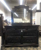 B6020 - 4pc or 5PC Bedroom Set - Queen, King