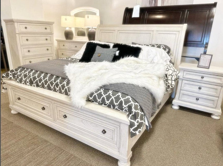 Antique White Bedroom Set with Footboard Storage