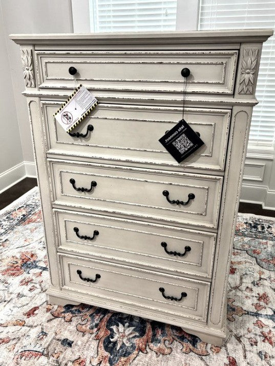 B6000 - 4pc or 5pc Bedroom Set - Queen, King