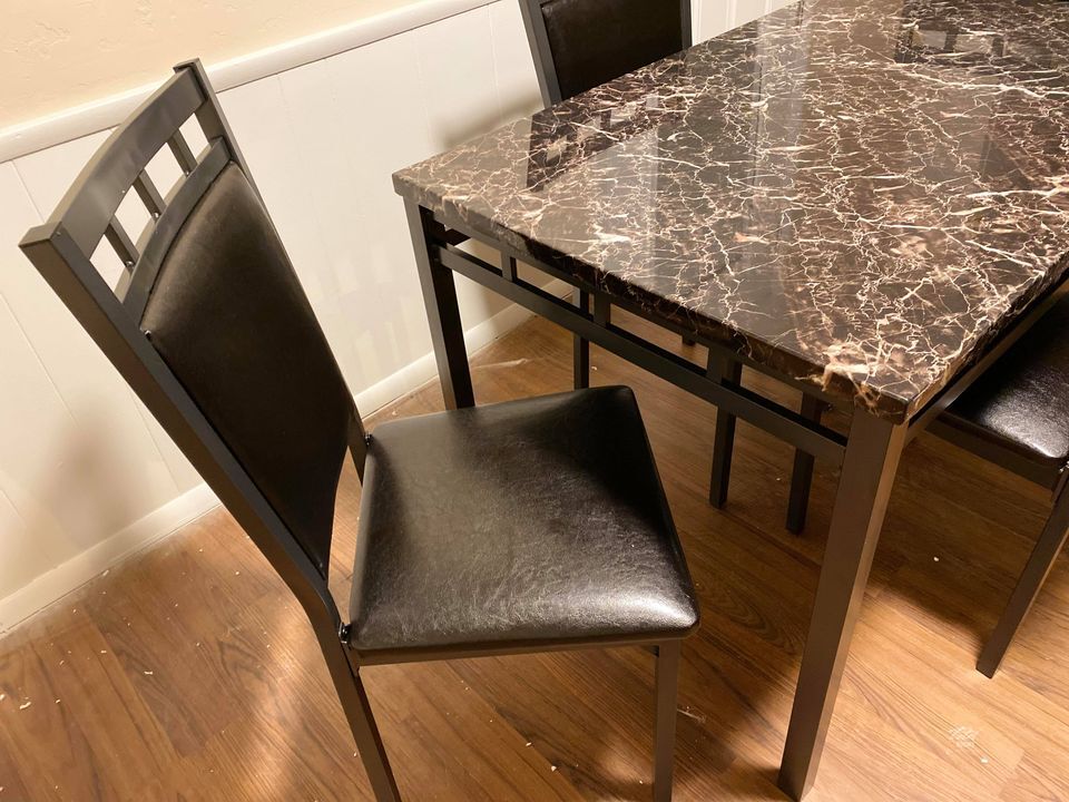 5275 Dining-Olney Collection