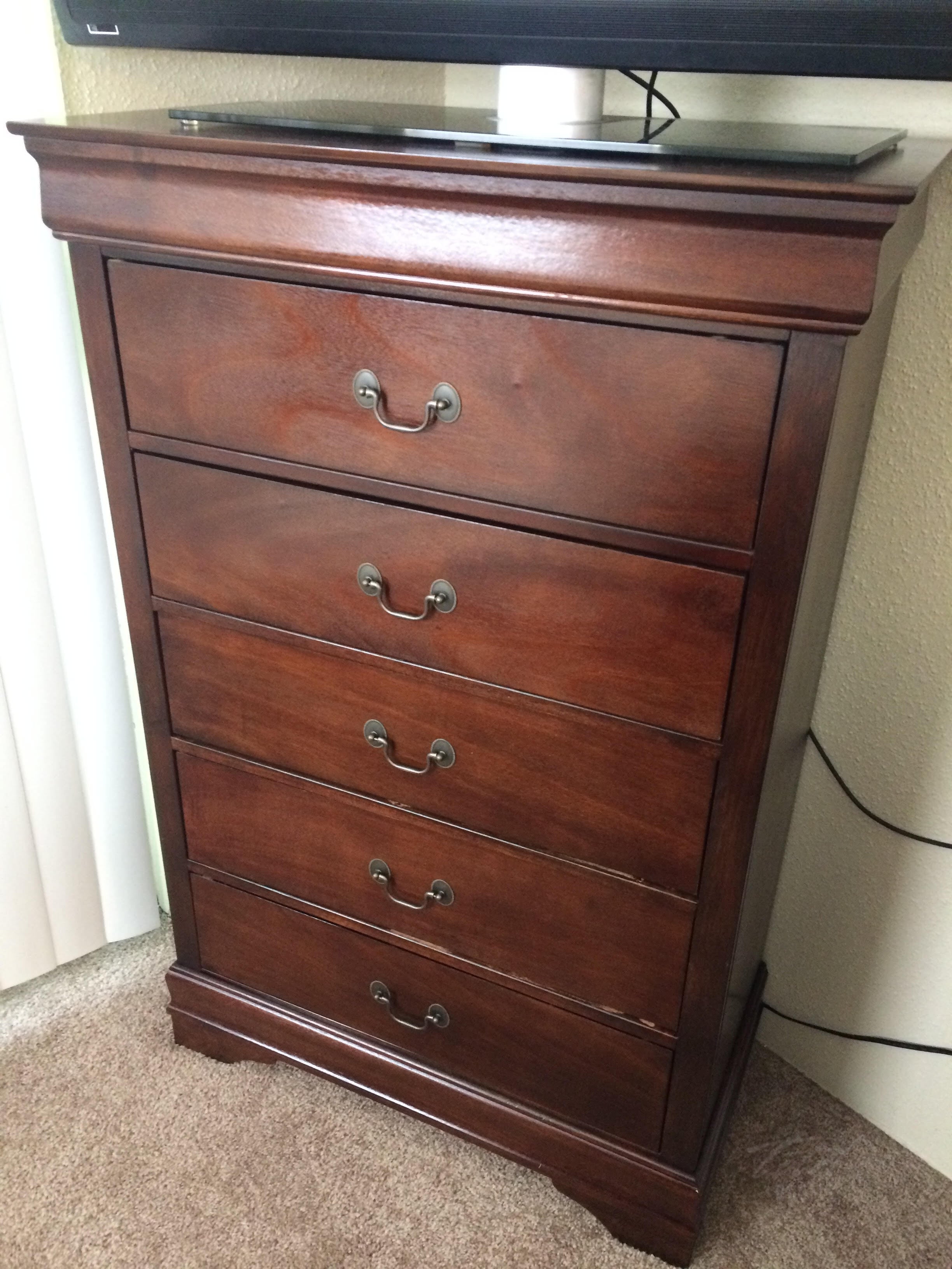 2147 Bedroom-Mayville Collection