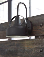 Ashley B211 Drystan