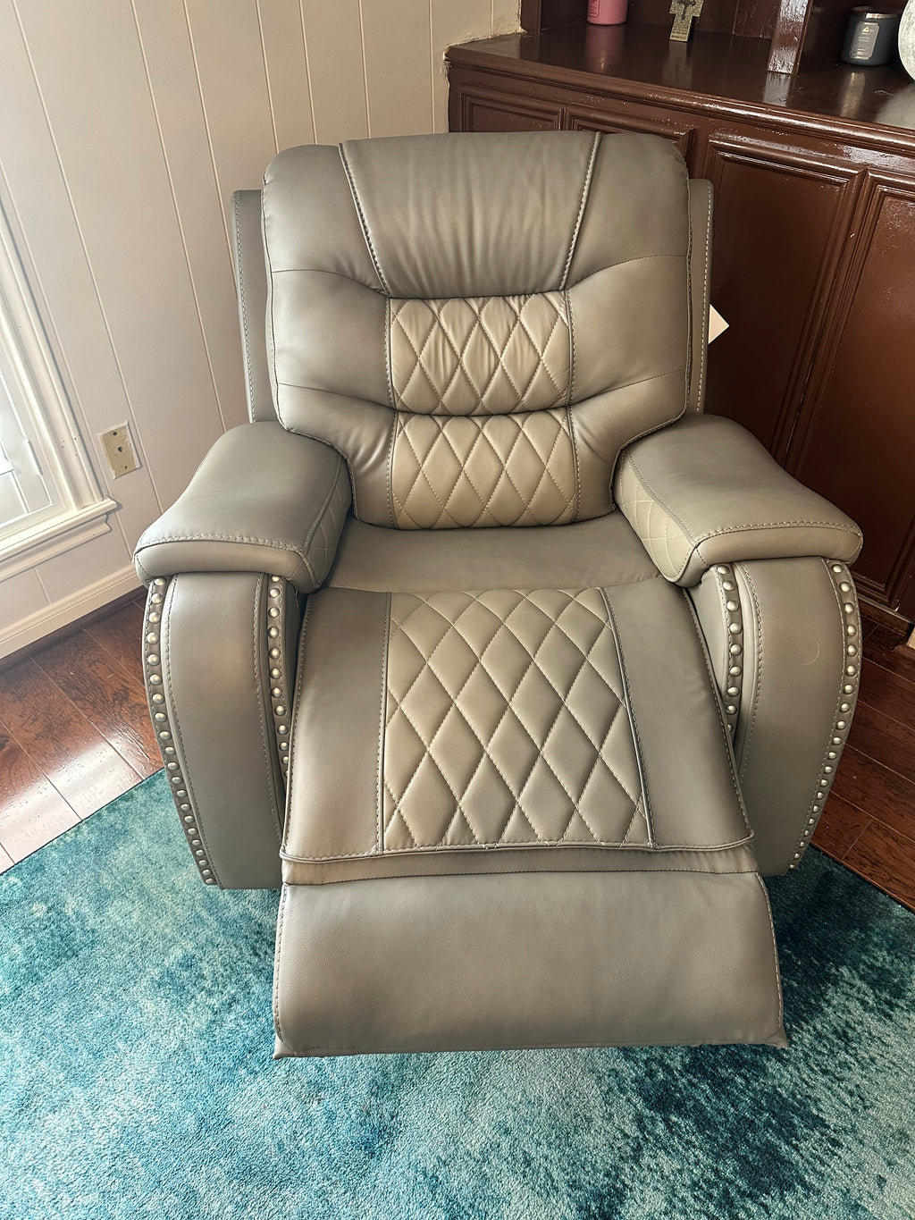 Ashley1004 OVERSIZED 3PC Reclining Set