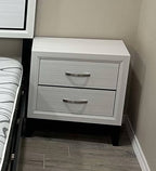 1645WH Bedroom-Davi Collection