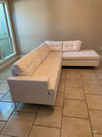 Vintage Collection White Tufted Sectional w/Chaise Lounge
