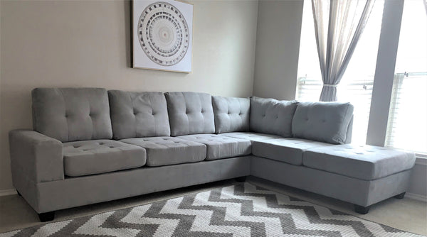 Tufted Light Grey Sectional w/Reversible Chaise Lounge